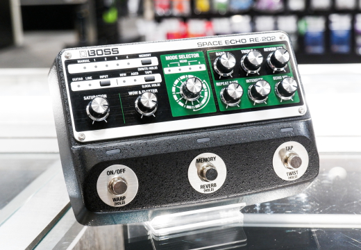 Store Special Product - BOSS - RE-202 Deluxe Space Echo Pedal
